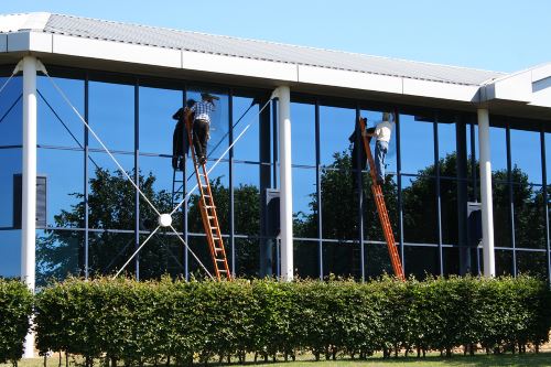 Window Cleaning in Vanderbilt Beach, Florida